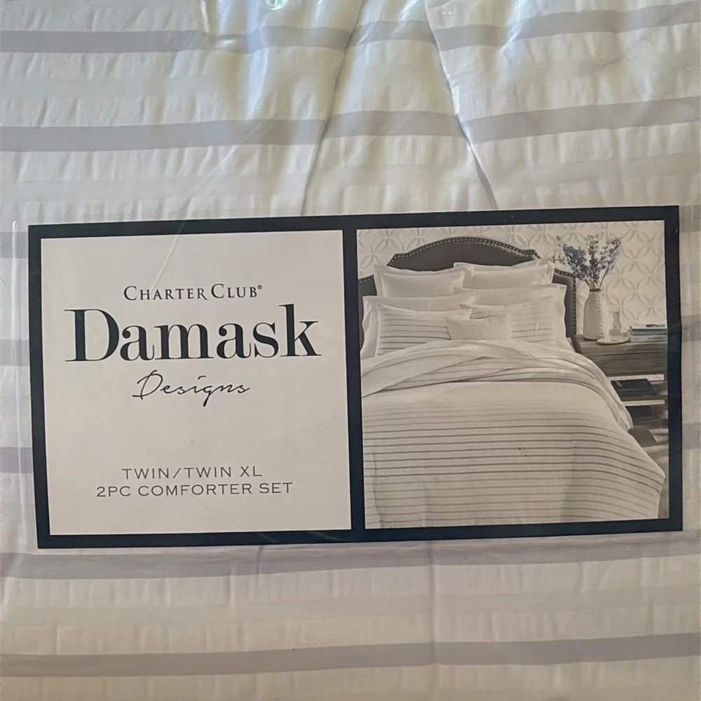 Brand New Charter Club Damask Designs Seersucker Ombre Stripe Comforter Set